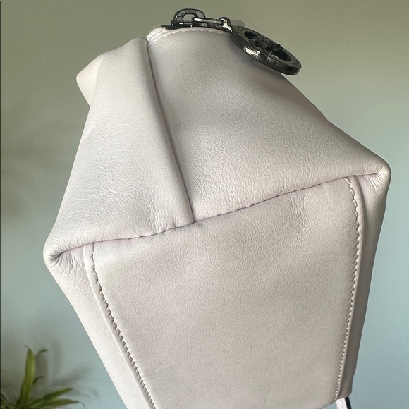 Longchamp Le Pliage Xtra XS Vanity - Limited edition Light Pink Color - Picture 6 of 10